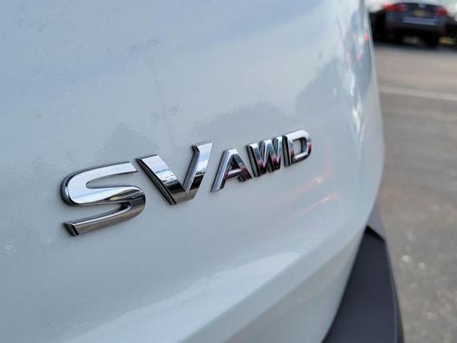Pearl White Tricoat 2023 Nissan Rogue SV