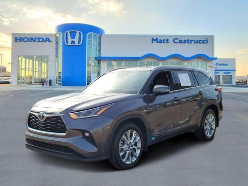 2022 Toyota Highlander Limited