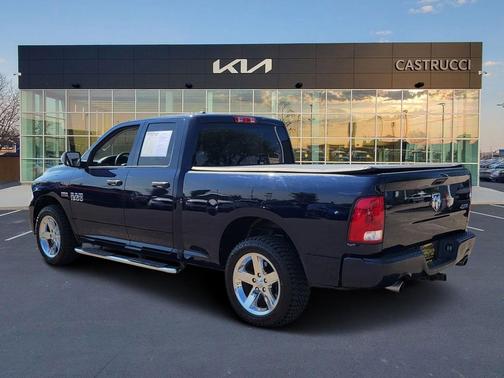True Blue Pearlcoat 2018 RAM 1500 Express