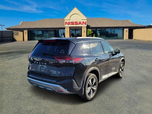 2023 Nissan Rogue Platinum