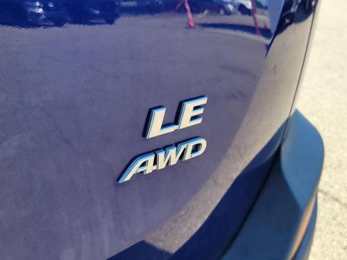 Blue Crush Metallic 2014 Toyota RAV4 LE