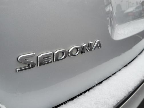 2019 Kia Sedona LX