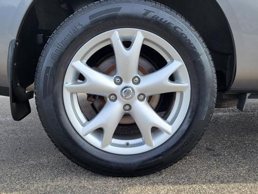 2011 Nissan Rogue SV