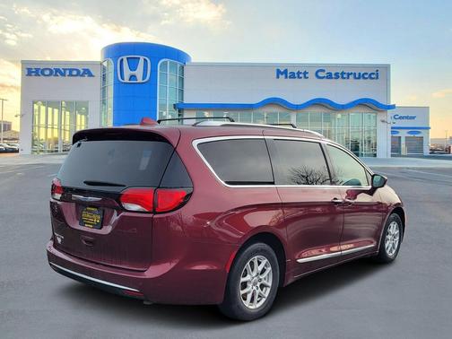 2020 Chrysler Pacifica Touring L