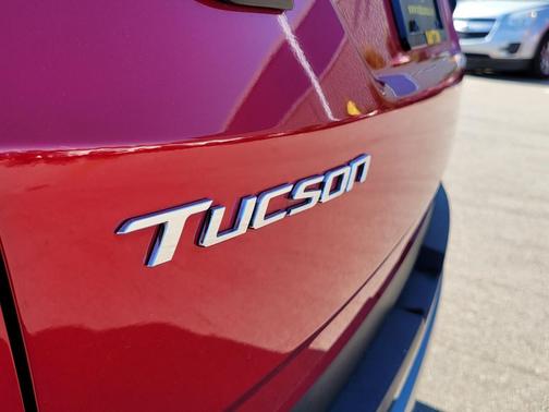 Calypso Red 2023 Hyundai TUCSON Limited
