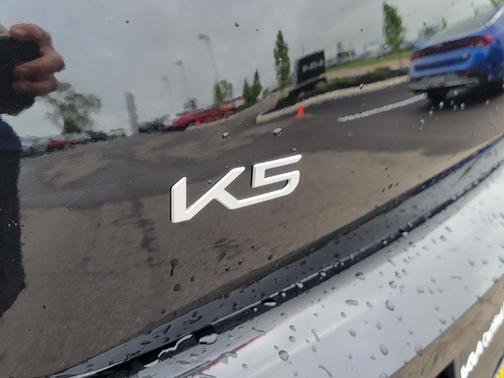 Aurora Black Pearl 2025 Kia K5 GT-Line