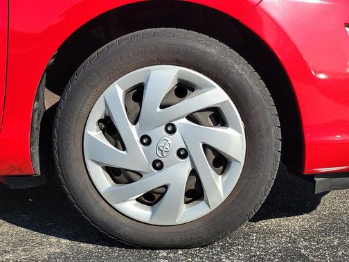 2015 Toyota Prius c Four