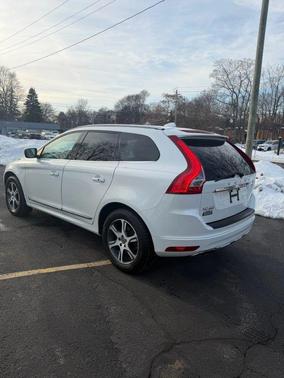2015 Volvo XC60 T6 Premier Plus