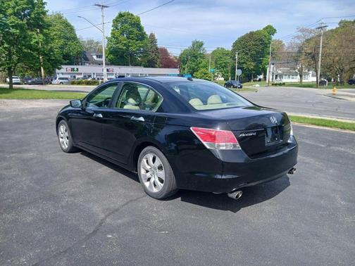 Black 2009 Honda Accord EX-L