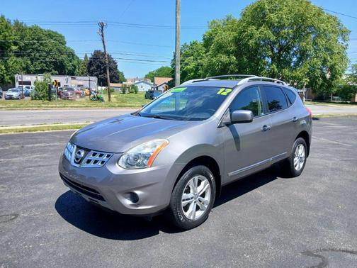 Gray 2012 Nissan Rogue SV