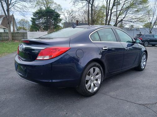 2012 Buick Regal Premium 2