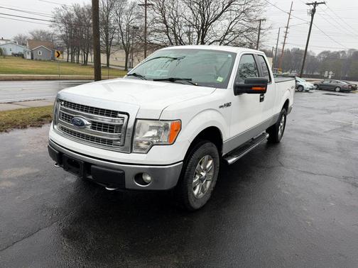 White 2014 Ford F-150 XLT