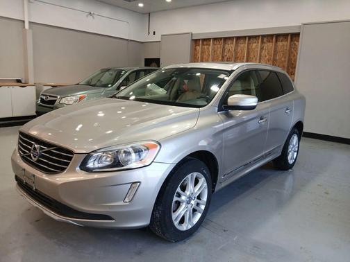 2016 Volvo XC60 T5 Premier