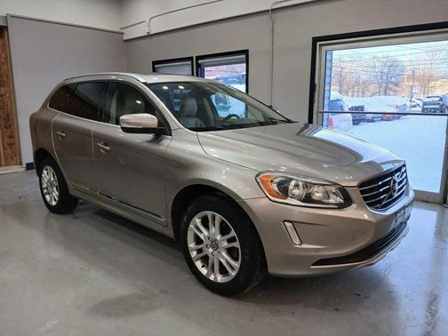 2016 Volvo XC60 T5 Premier