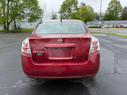 Red 2008 Nissan Sentra 2.0 S