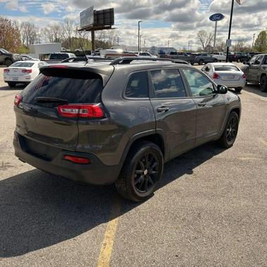 2014 Jeep Cherokee Sport