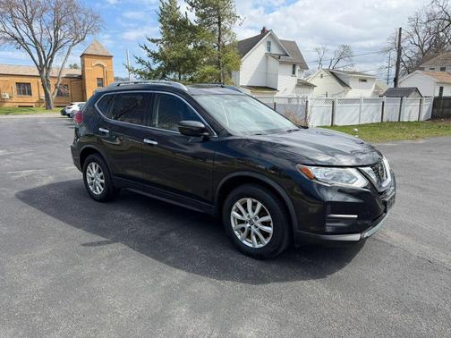2017 Nissan Rogue SV