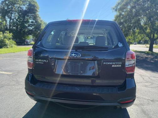 2014 Subaru Forester 2.5i
