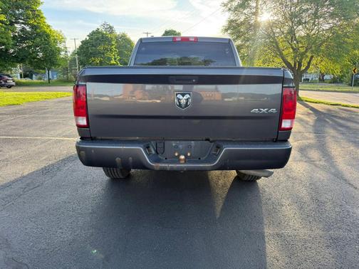 Granite Crystal Metallic Clearcoat 2016 RAM 1500 Tradesman/Express