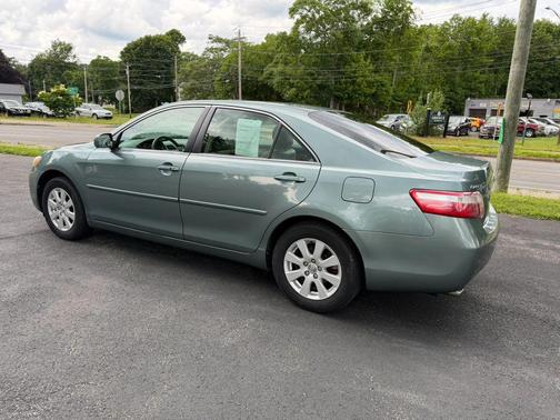 Green 2007 Toyota Camry XLE V6