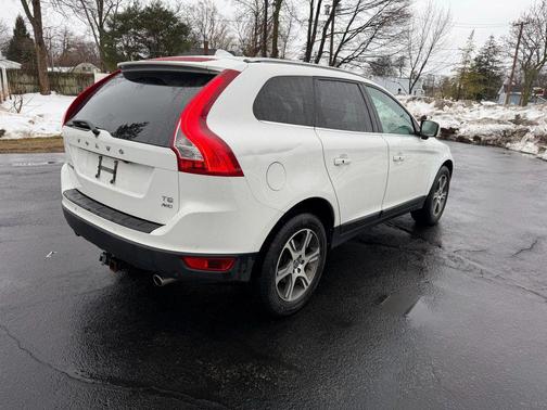 2012 Volvo XC60 T6 R-Design Platinum