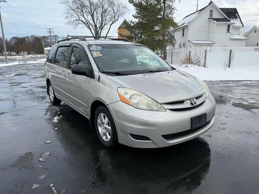 2007 Toyota Sienna CE