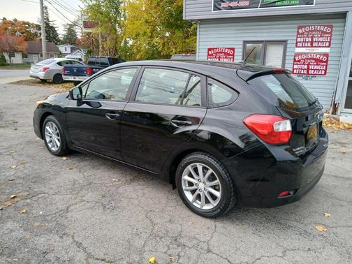 2012 Subaru Impreza 2.0i Premium