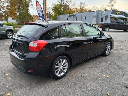 2012 Subaru Impreza 2.0i Premium