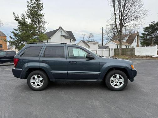 2007 Jeep Grand Cherokee Laredo