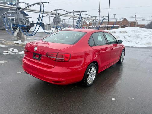 2015 Volkswagen Jetta 2.0L S
