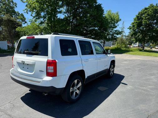 White 2016 Jeep Patriot Sport