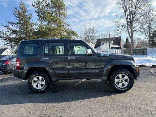 2011 Jeep Liberty Sport
