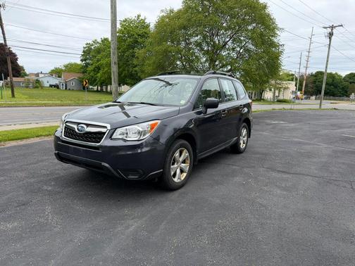 Black 2016 Subaru Forester 2.5i