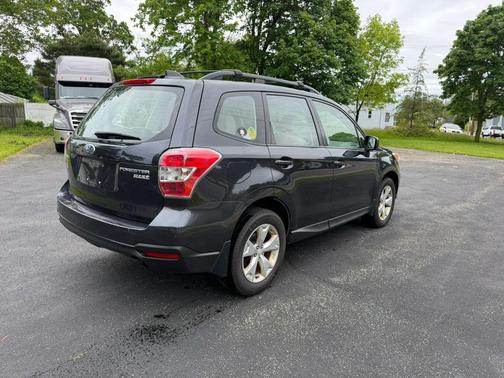 Black 2016 Subaru Forester 2.5i