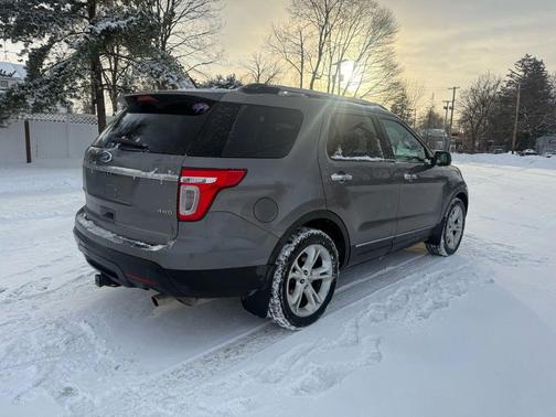 2011 Ford Explorer Limited