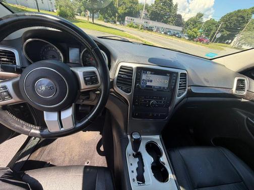 Black 2012 Jeep Grand Cherokee Laredo