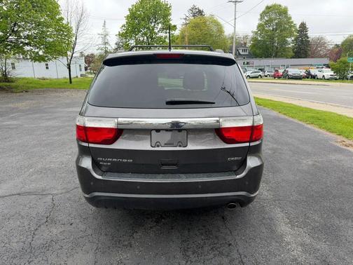 Brilliant Black Crystal Pearlcoat 2013 Dodge Durango Crew