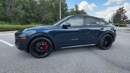 2026 Porsche Cayenne GTS