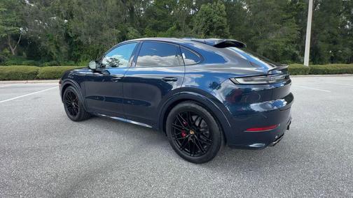 2026 Porsche Cayenne GTS