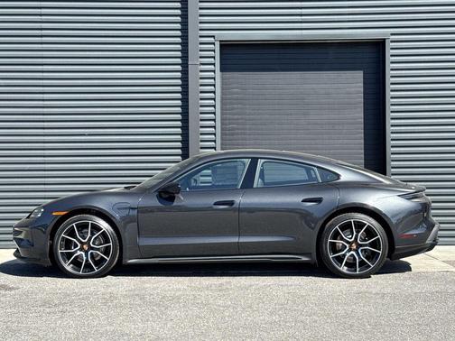 2026 Porsche Taycan 