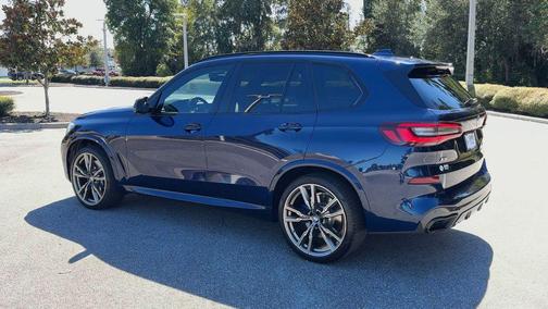 2022 BMW X5 M50i