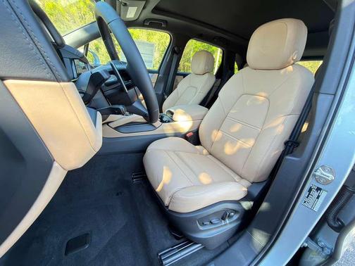 Dolomite 2026 Porsche Cayenne Cayenne