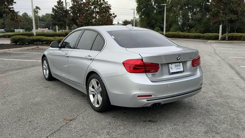 2018 BMW 330 330i