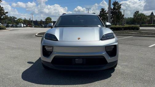 2025 Porsche Macan 