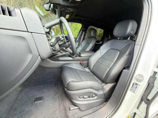 White 2026 Porsche Cayenne Cayenne