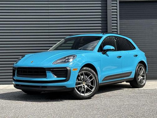 2022 Porsche Macan