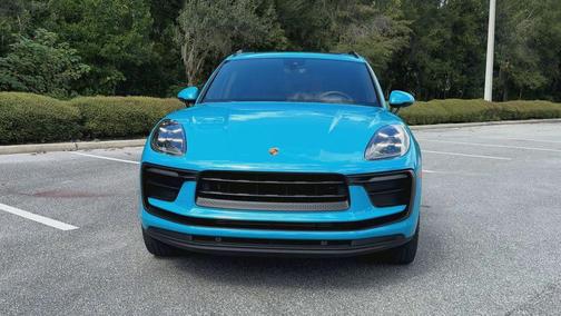 2022 Porsche Macan