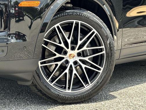 2025 Porsche Cayenne Cayenne