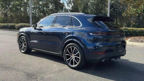2024 Porsche Cayenne S
