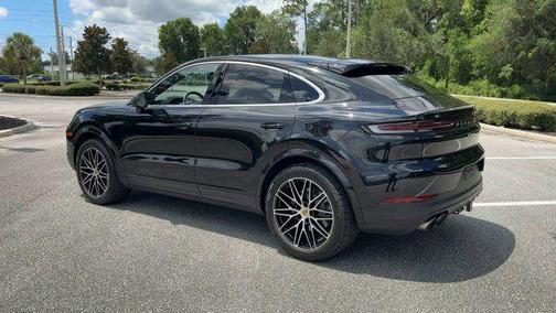 2024 Porsche Cayenne Coupe AWD